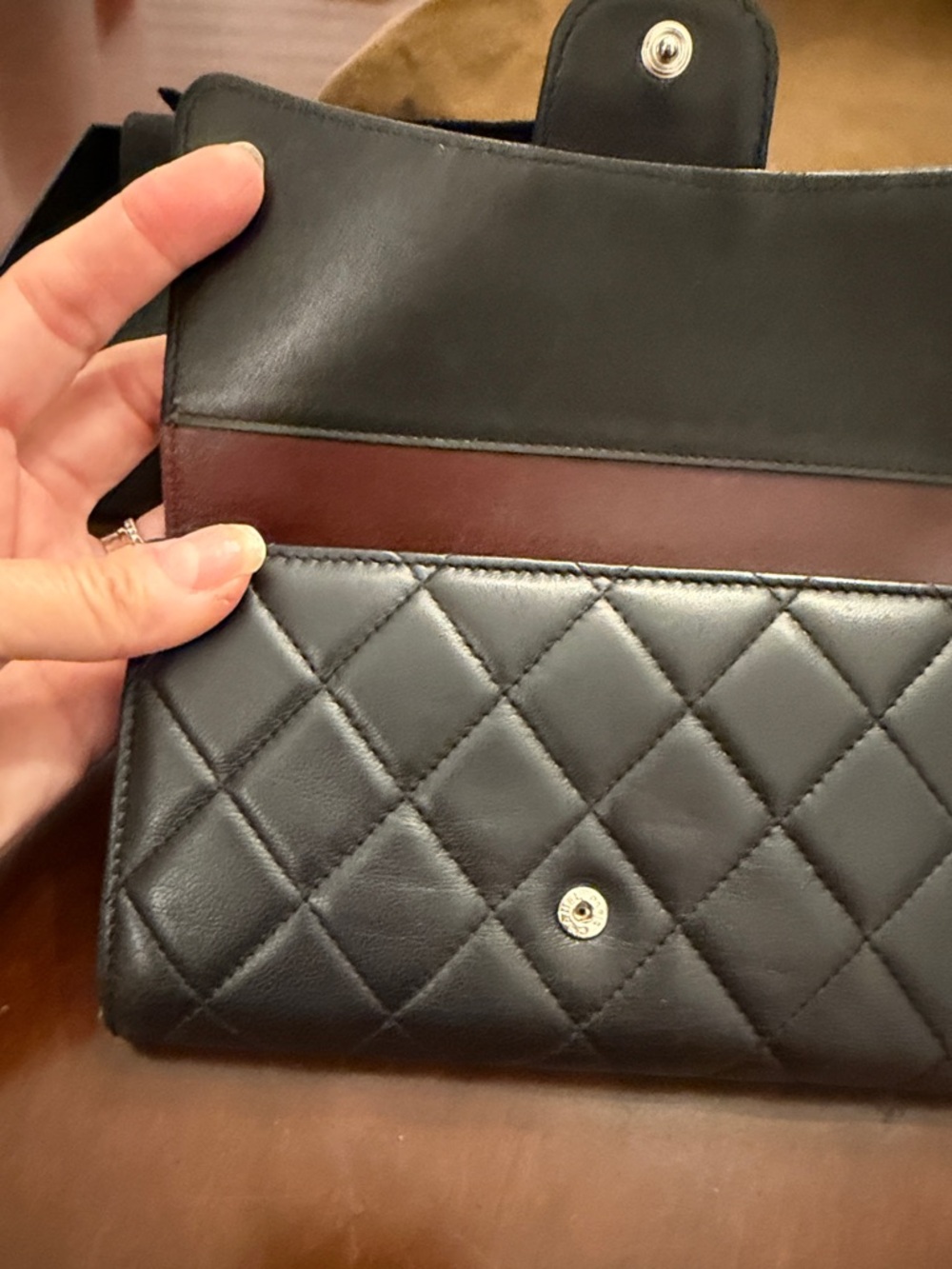 CHANEL Quilted Lambskin Wallet in Black with Silver CC - Picture 4 of 11